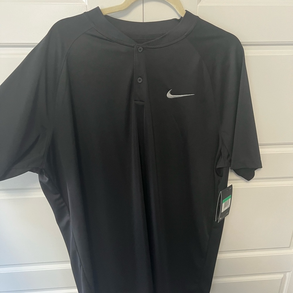 Nike dri-fit blade golf polo never worn